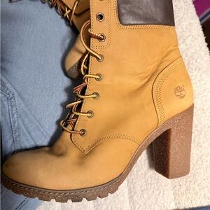 Timberland Women's Tan Heeled Boots